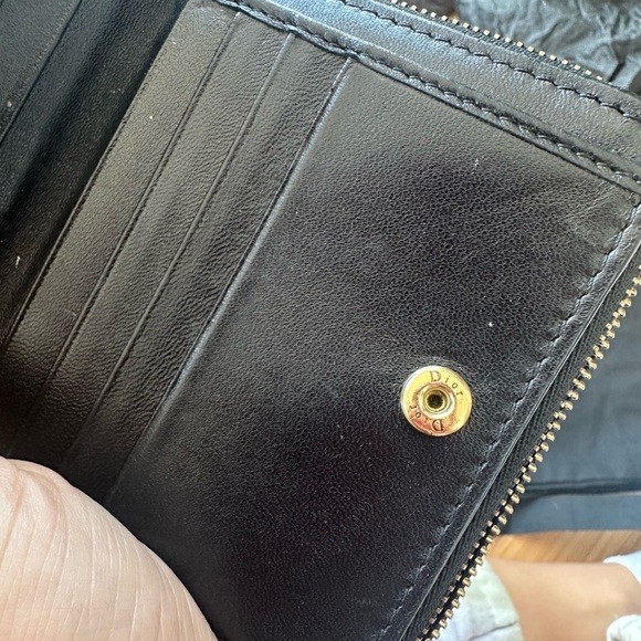 Black Dior Diorama Studded Wallet Patent Leather - Picture 4 of 10